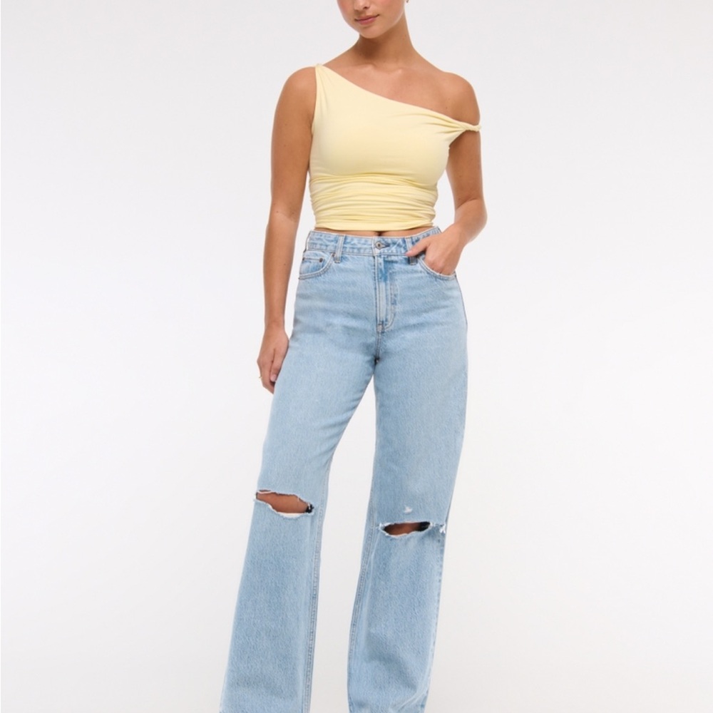 Abercrombie & Fitch ultra high rise ankle straight